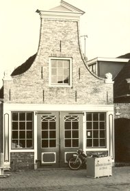 Klik hier om terug te keren